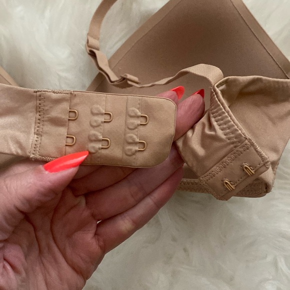 NEW SKIMS Wireless Form T-Shirt Demi Bra Wire-free Tshirt, Nude Clay Size 32C - Picture 8 of 14